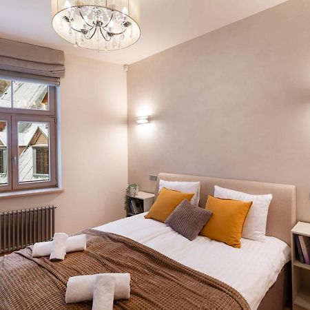 Old Riga Two Bedroom Apartment With 2 Bathrooms Extérieur photo