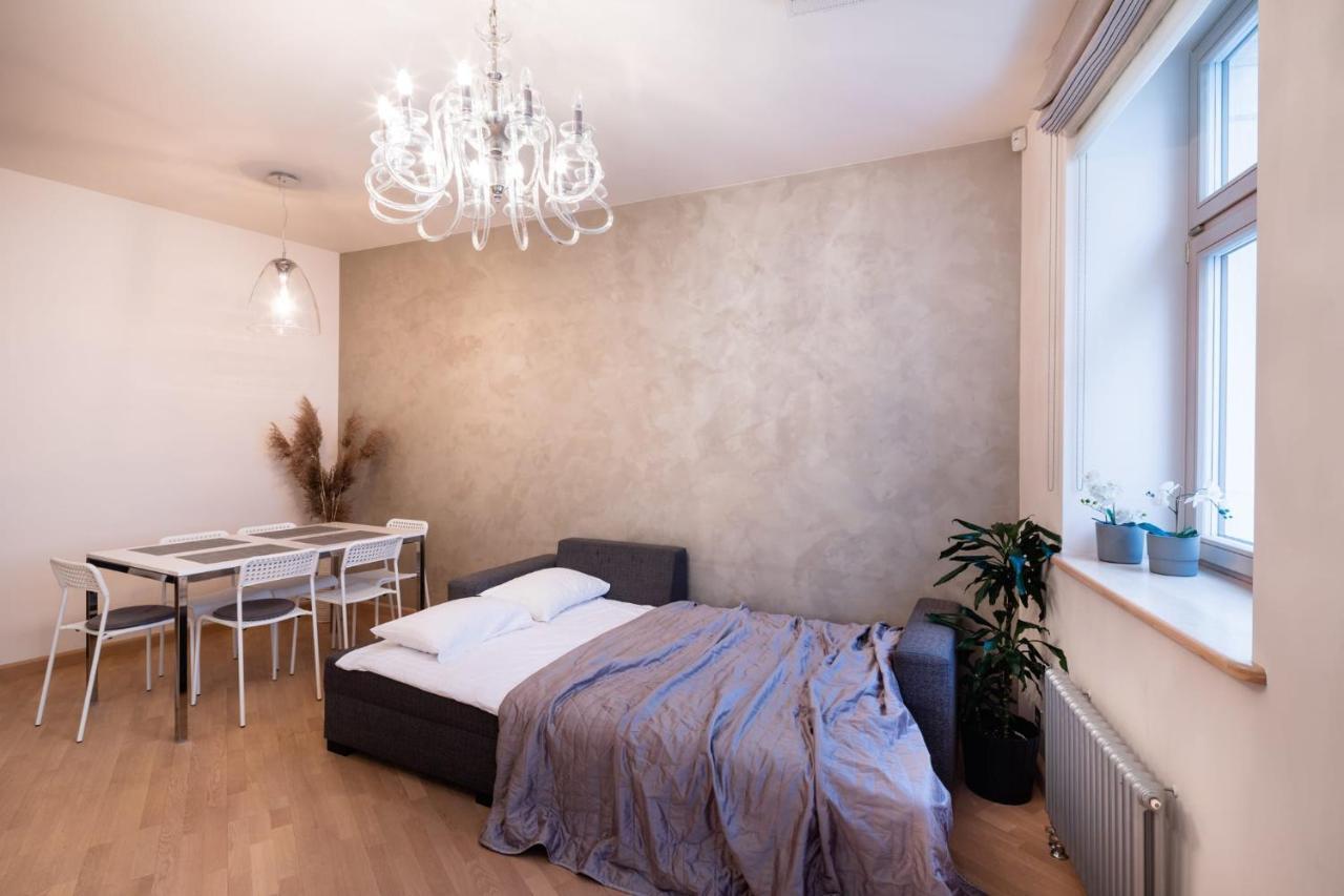 Old Riga Two Bedroom Apartment With 2 Bathrooms Extérieur photo