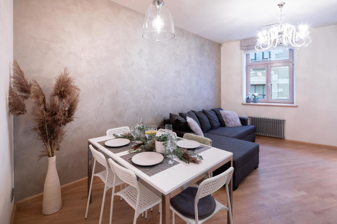 Old Riga Two Bedroom Apartment With 2 Bathrooms Extérieur photo