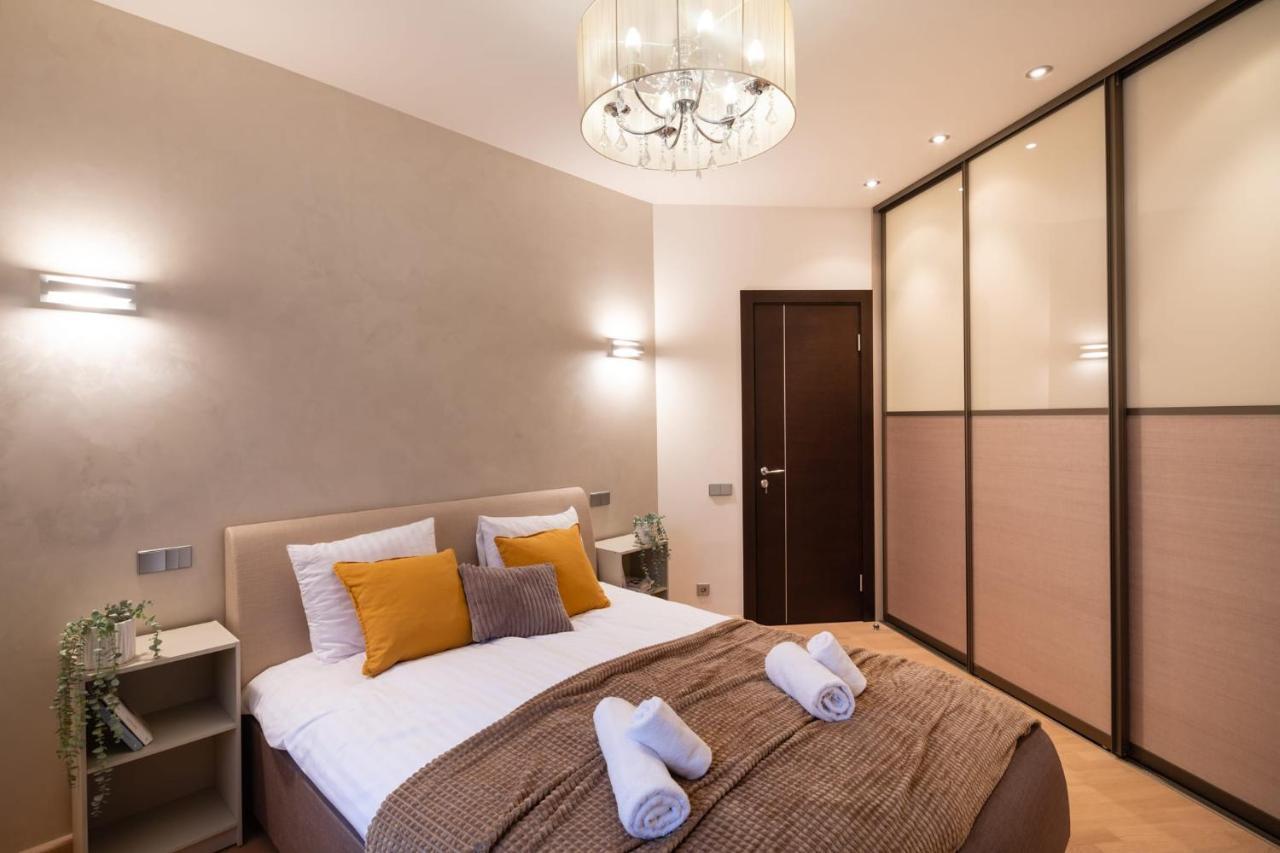 Old Riga Two Bedroom Apartment With 2 Bathrooms Extérieur photo