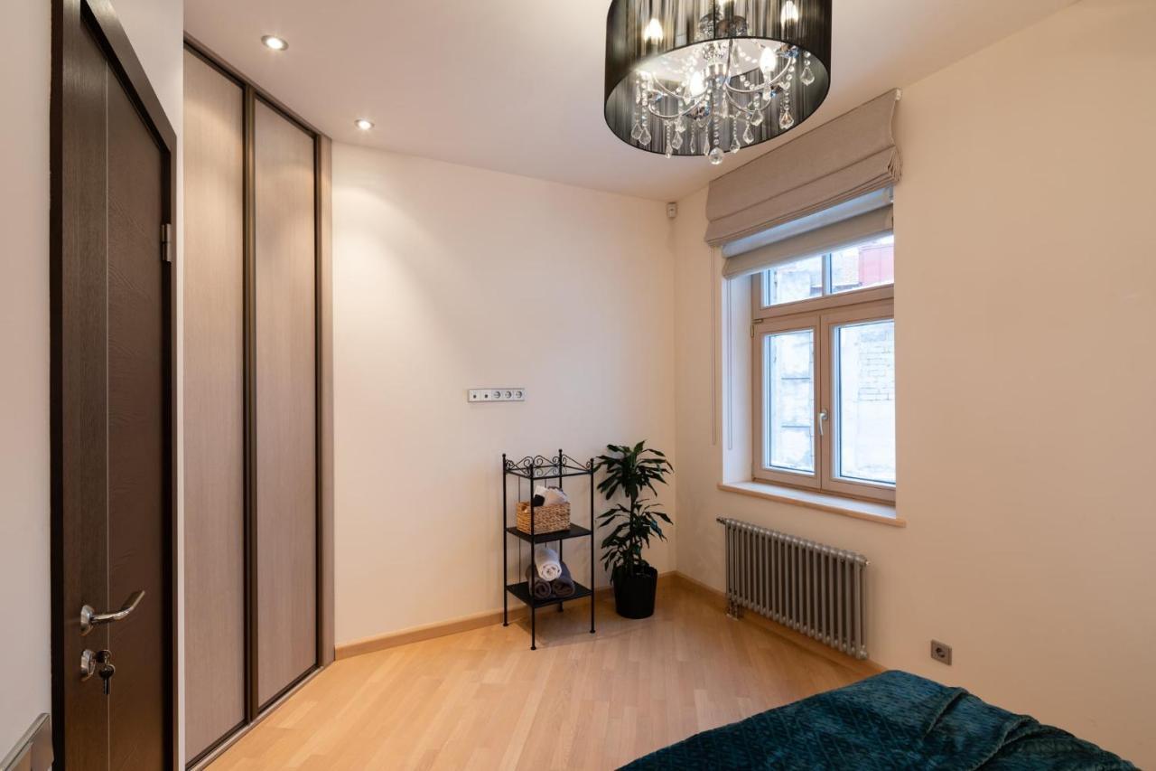 Old Riga Two Bedroom Apartment With 2 Bathrooms Extérieur photo
